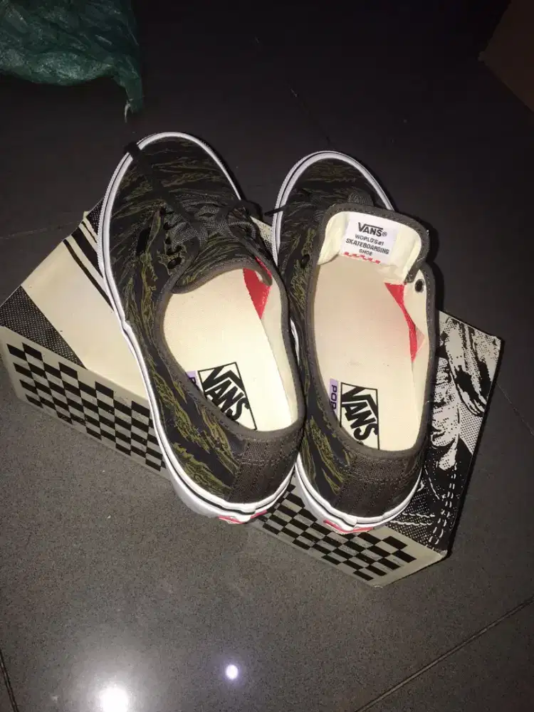 Vans aunthentic pro skate tiger green camo