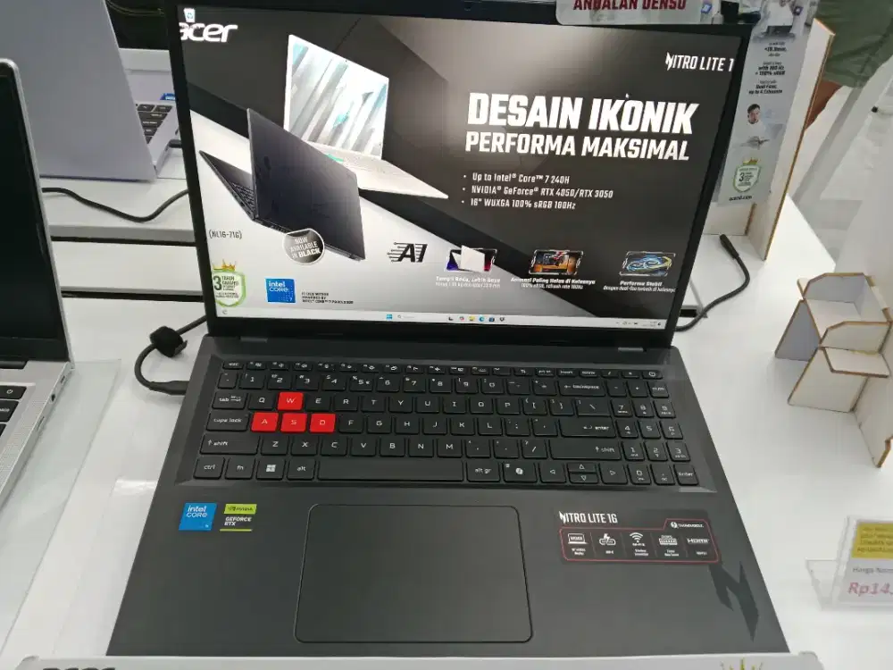 Acer Nitro Lite NL 16-71G-5613 Gaming-Black