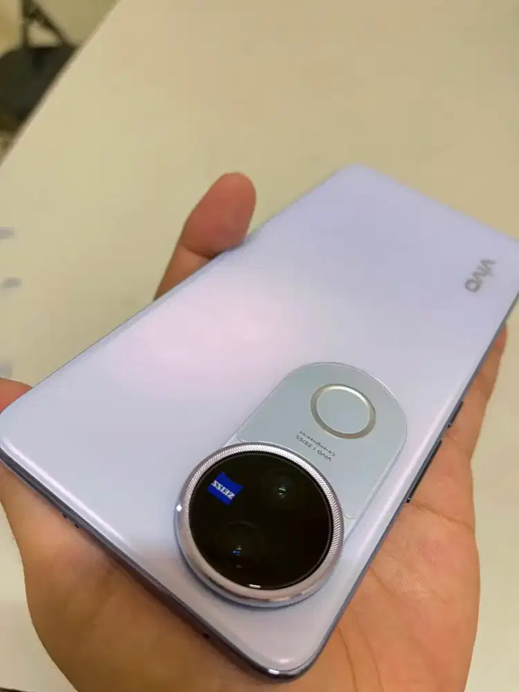 Vivo V50 12/256 Second rasa baru
