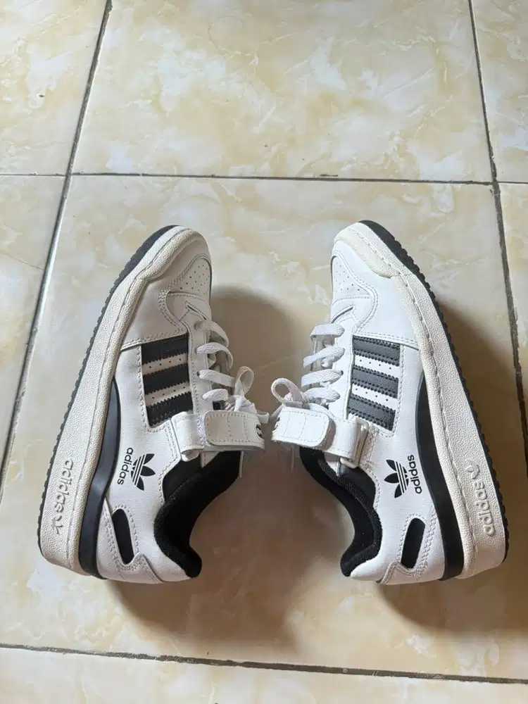 Adidas Low Forum Wanita