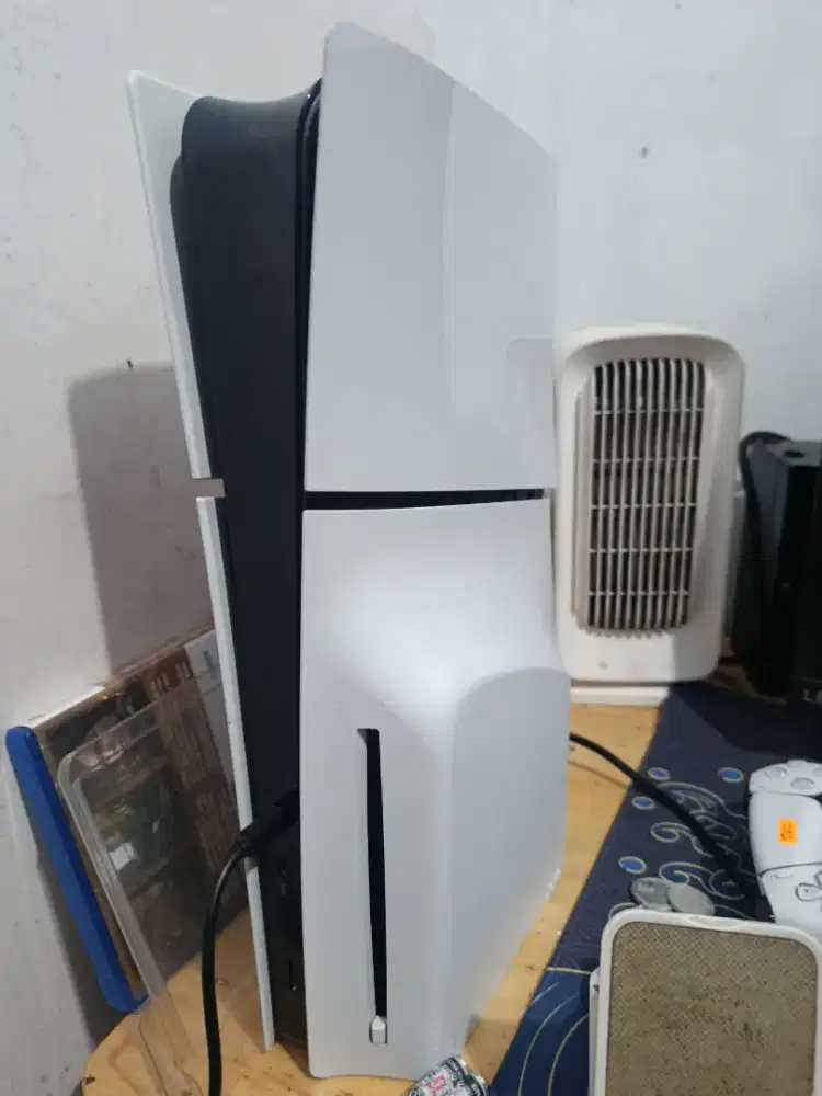 PS5 slim disc minus