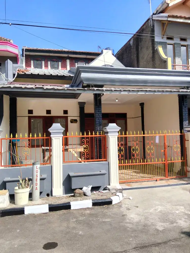 ** DIJUAL RUMAH SIAP HUNI – GRIYA CEMPAKA ARUM, BANDUNG TIMUR**