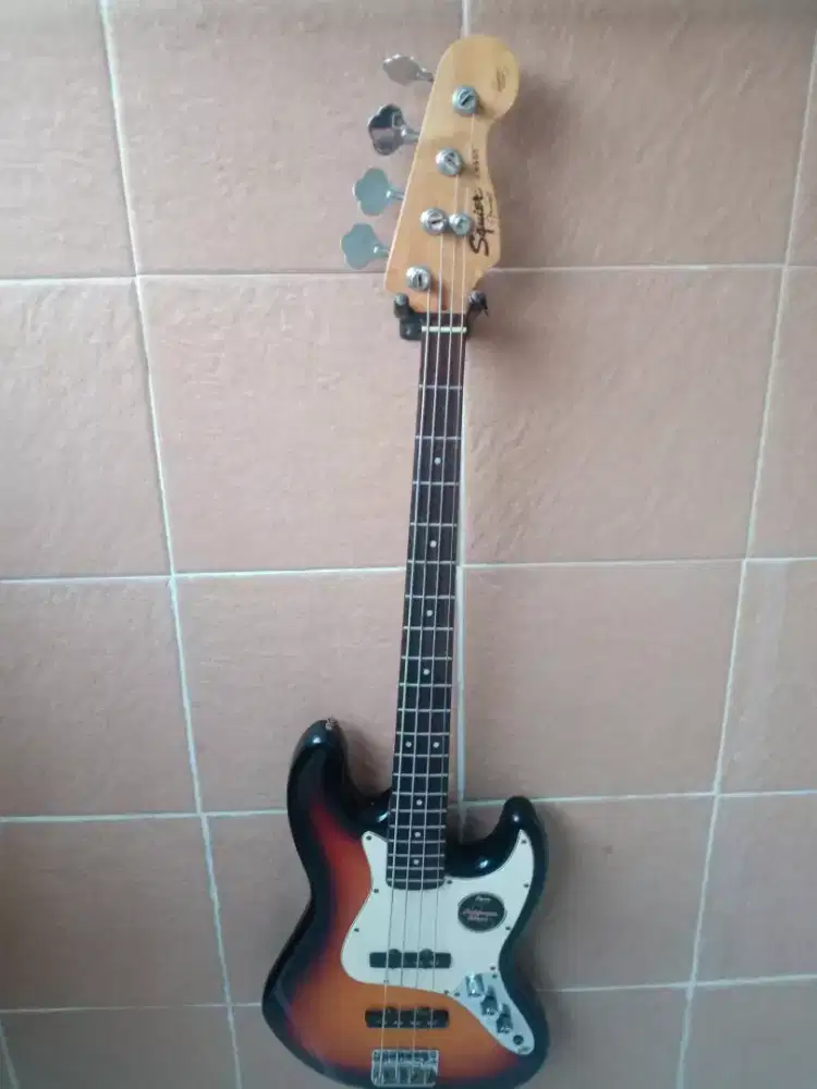 Jual gitar Bass Squier California