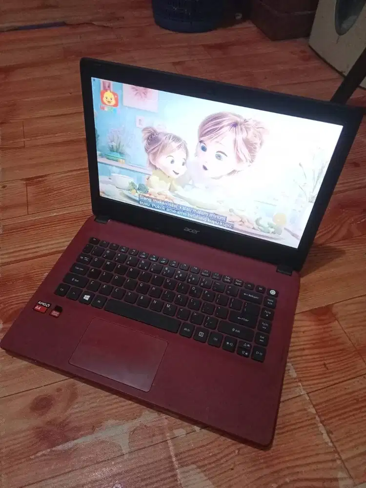 Laptop ACER ES1-421 AMD A4 Quad Core RAM DDR3L 6GB/HDD 1TB + 500GB