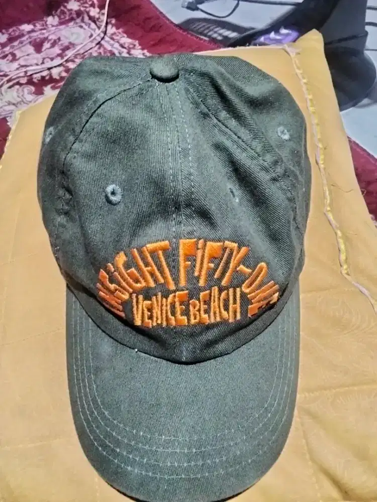 Topi insight original mulusssss