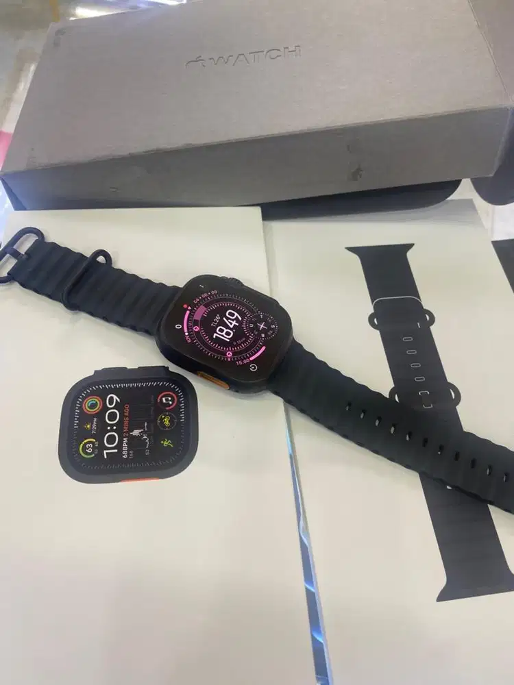 Apple Watch Ultra 2 49mm Black Ocean Band