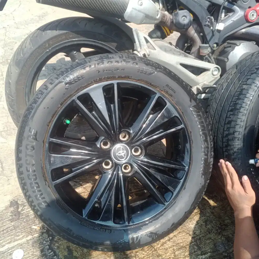 Velg Innova venturer 1set 4 pcs+ban Bridgestone