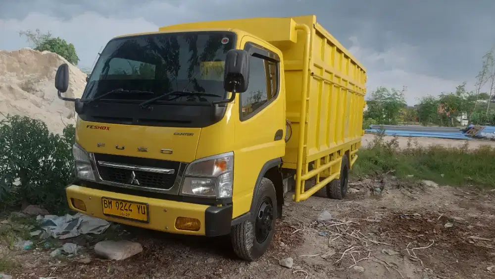 Jual canter SHDX tahun 2022