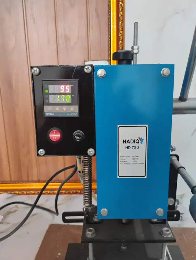 JUAL MESIN HOT STAMPING/EMBOSSING
HADIQ HD 70-3 — LIKE NEW