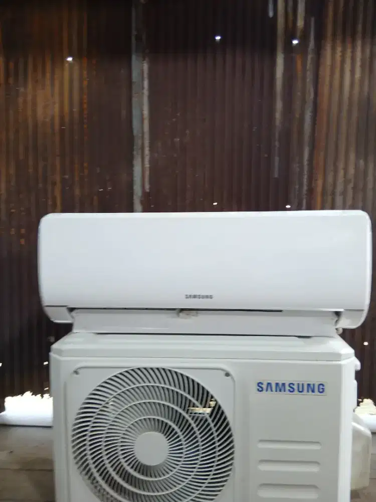 JUAL AC 1/2 PK BEKAS BERGARANSI
