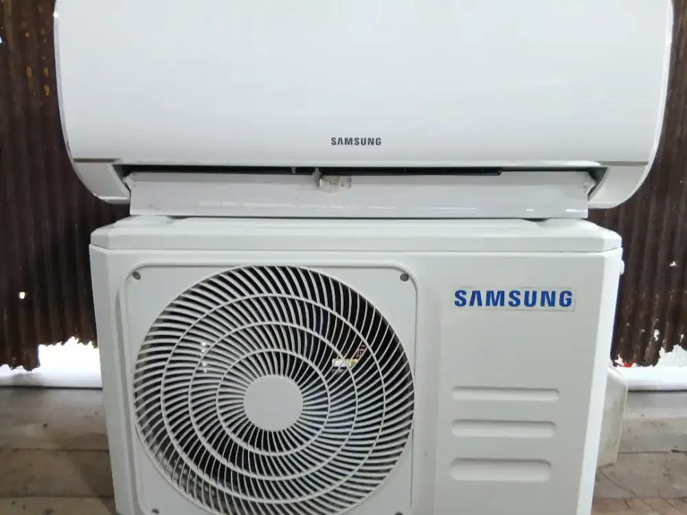 JUAL AC 1/2 PK BEKAS BERGARANSI