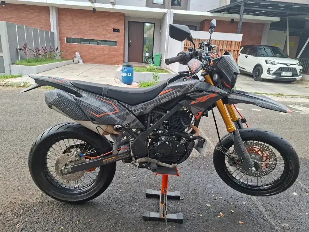 KAWASAKI KLX DTRACKER 2023 SUPERMOTO