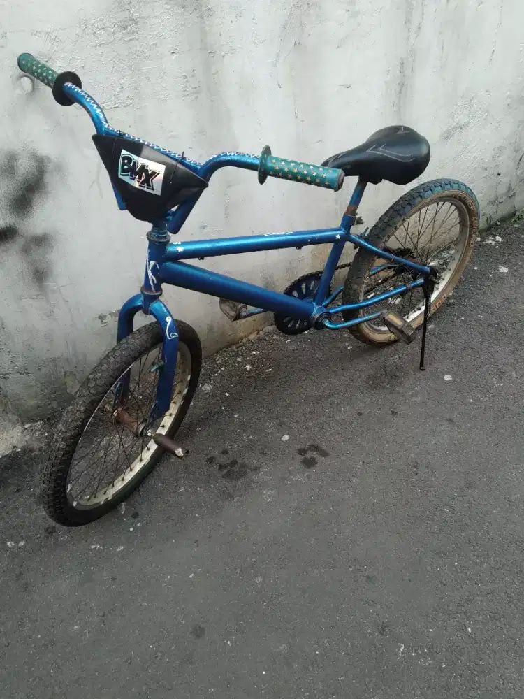 Sepeda  BMX rem torpedo ban 20 jual apa adanya