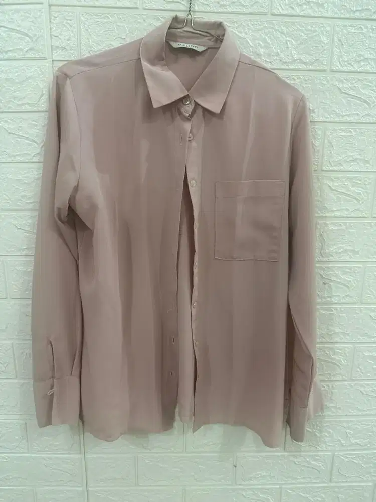 Baju kemeja merk valino