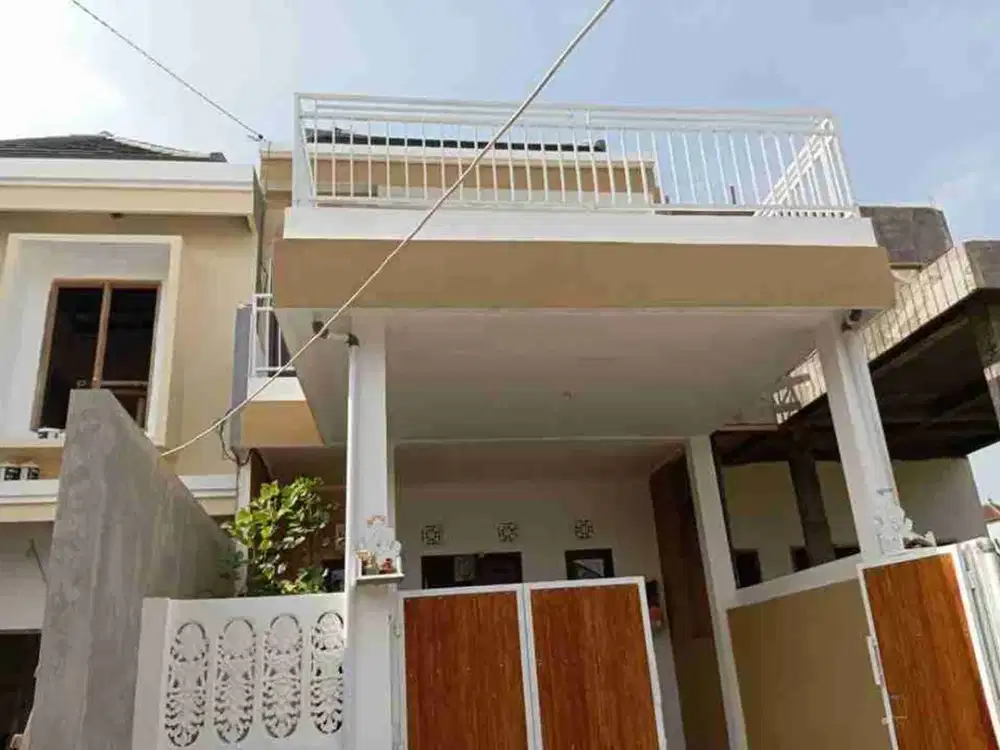 Jual Rumah 2lt Lokasi Jl Suradipa Denpasar Utara area Hunian denpasar yg Strategis