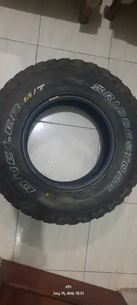 Ban Bridgestone Dueler M/T 245/75 R16