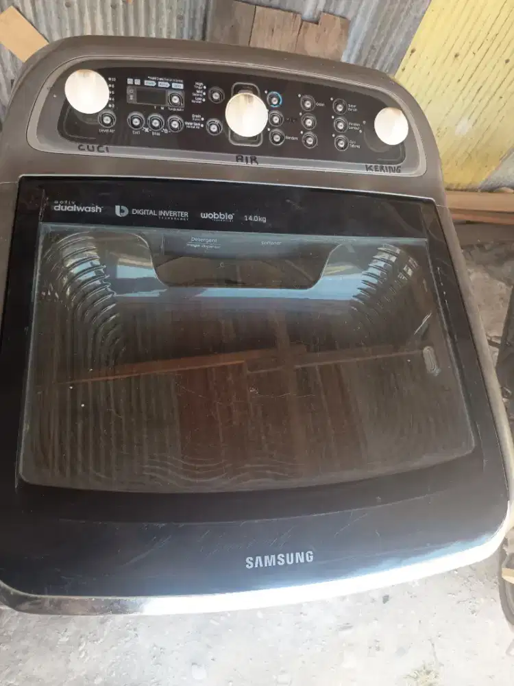 Dijual mesin cuci siap pakai