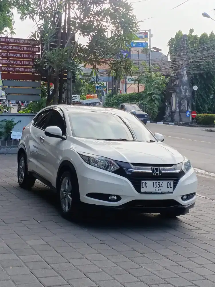 HONDA HR-V E MATIC KM 40 RB ASLI BALI TANGAN PERTAMA