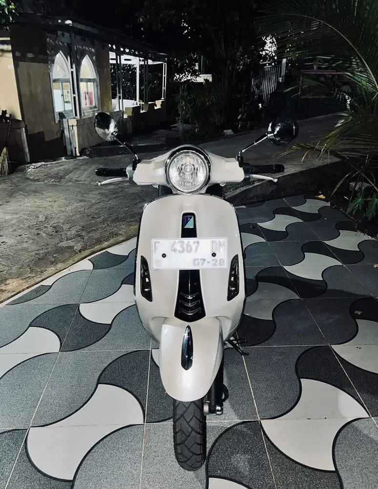 Vespa primavera 2015 Regris 2018