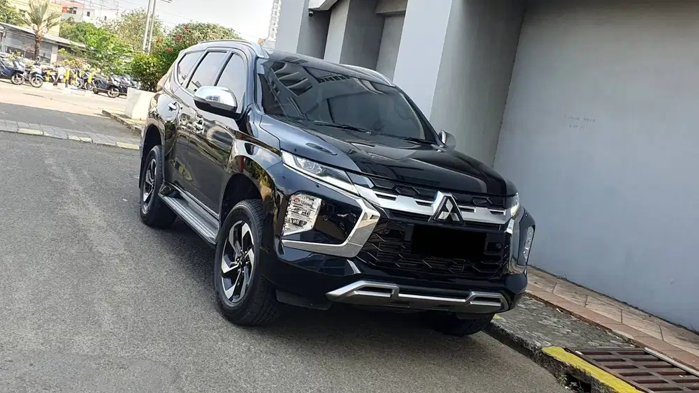 [ LOW KM ] Mitsubishi Pajero Sport Dakar Ultimate 2.4 4x2 AT 2025/2026