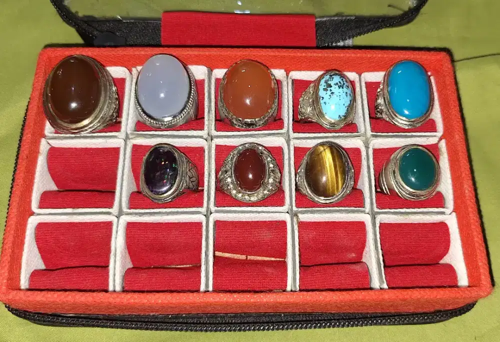 Paketan cincin batu akik free kotak