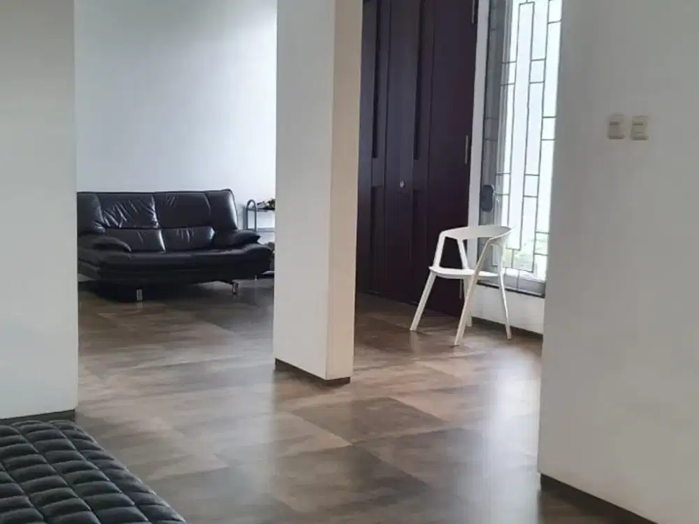 Dijual rumah Muara Karang