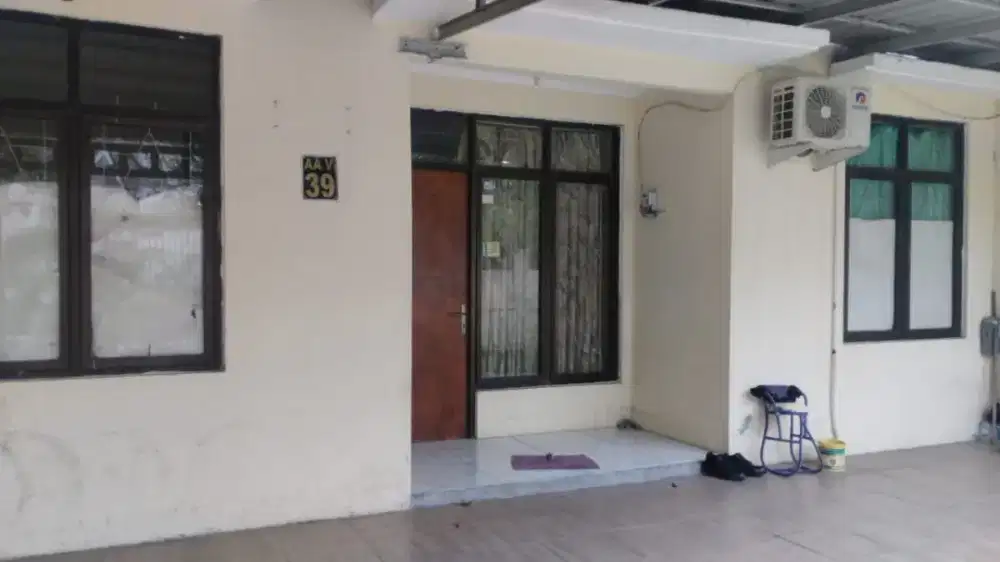 Rumah tinggal luas