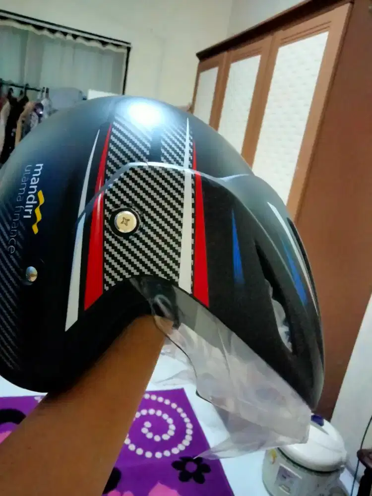 Helm mufstar SNI warna Hitam Gloss