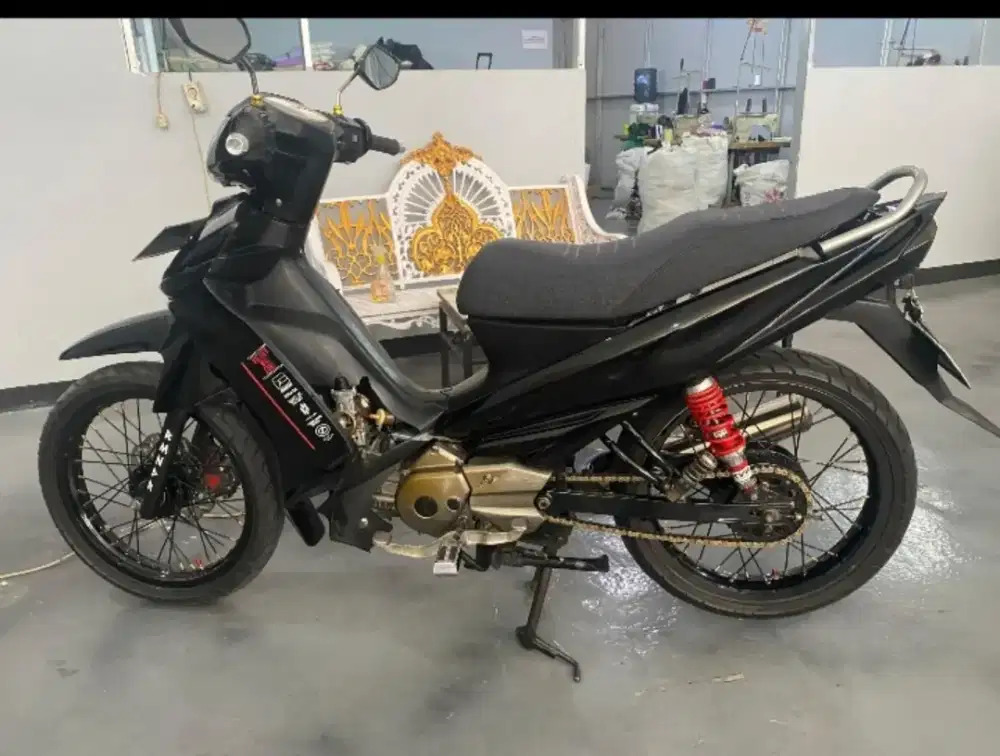 Jual motor yamaha vega zr th 2010.