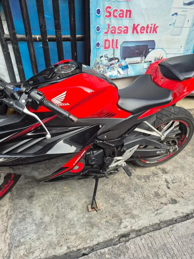 Jual cbr 150 tahun 2022