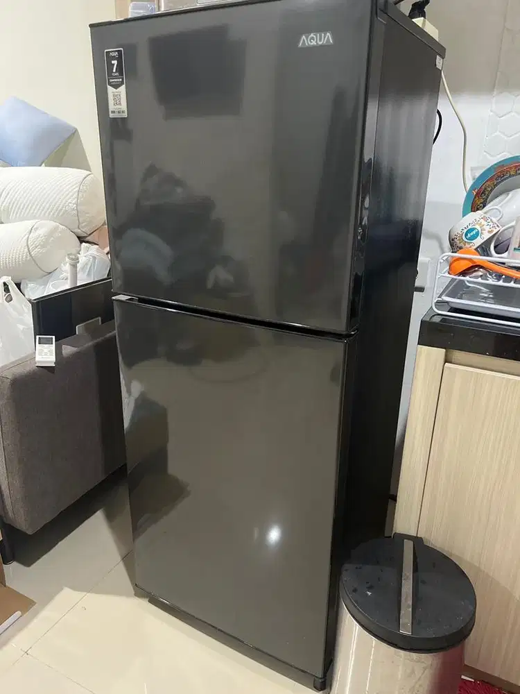 Kulkas 2 Pintu Aqua