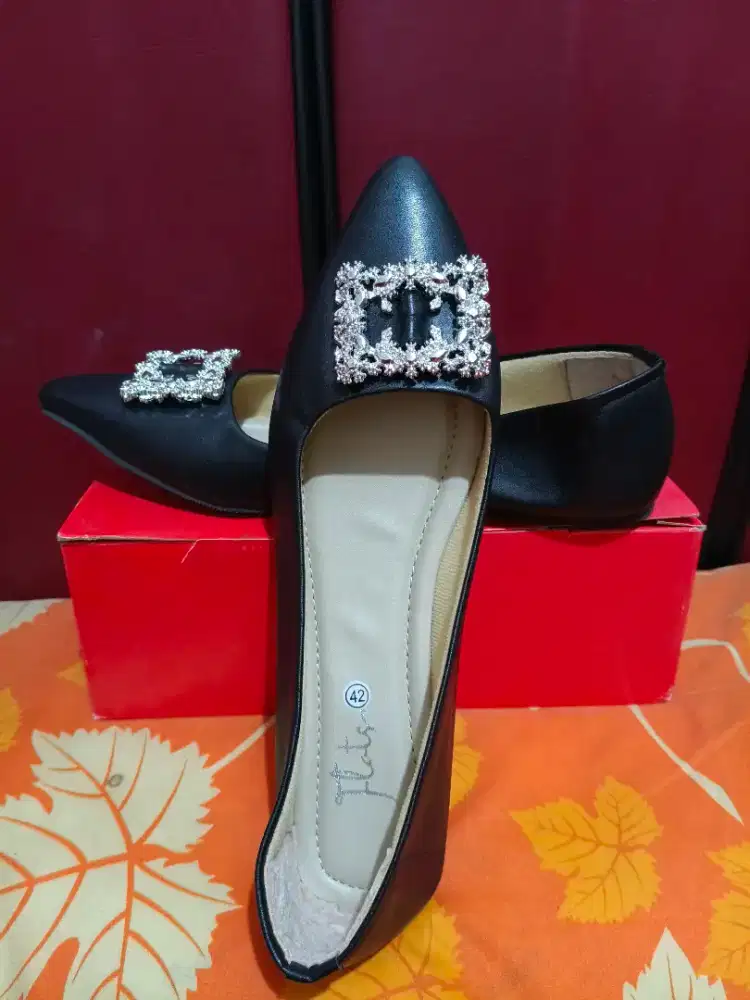 New Sepatu Flats ukuran 42