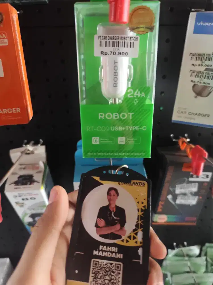 Car charger robot rt-c09