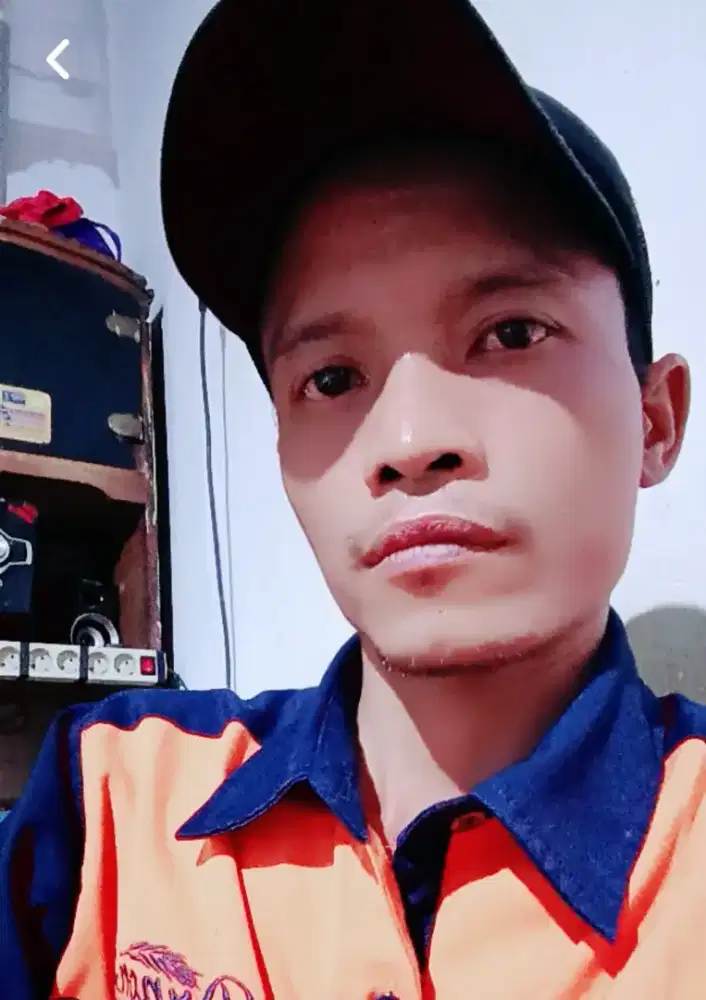 Saya Sedang Mencari Pekerjaan Yang Halal