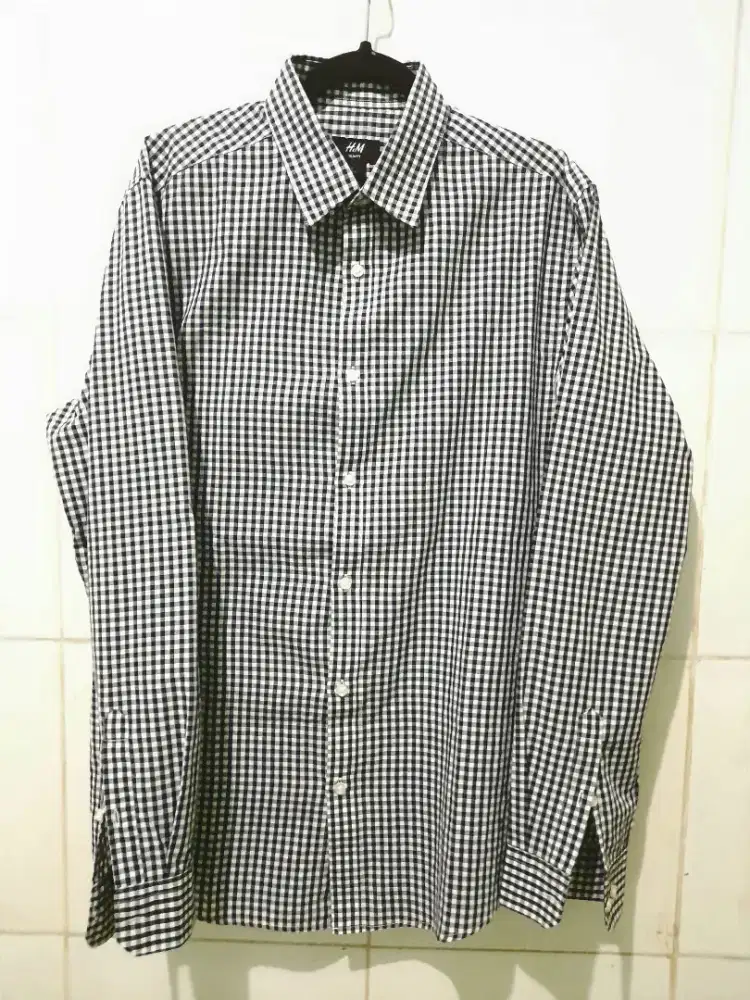 Kemeja H&M size M slimfit termurah