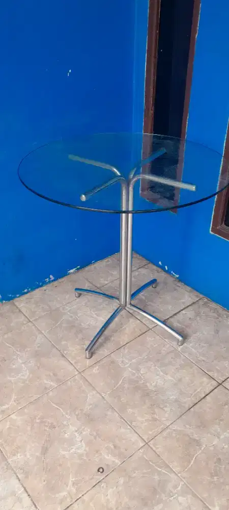 Meja kaca diameter 80cm