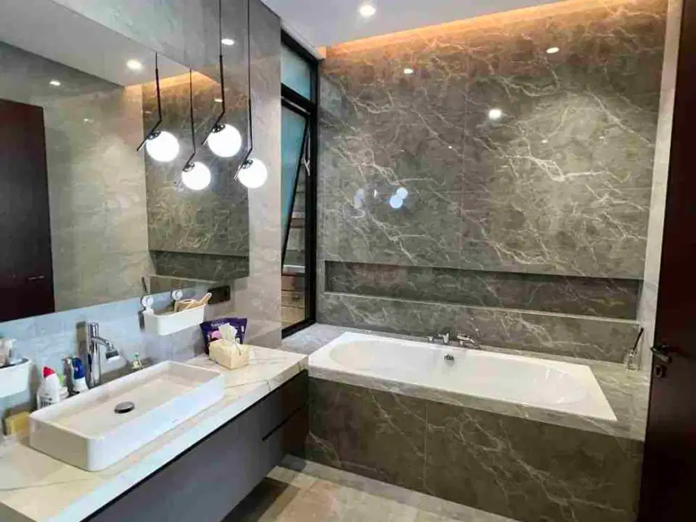 Dijual Rumah lux Cantik view Danau kota baru parahyangan bandung