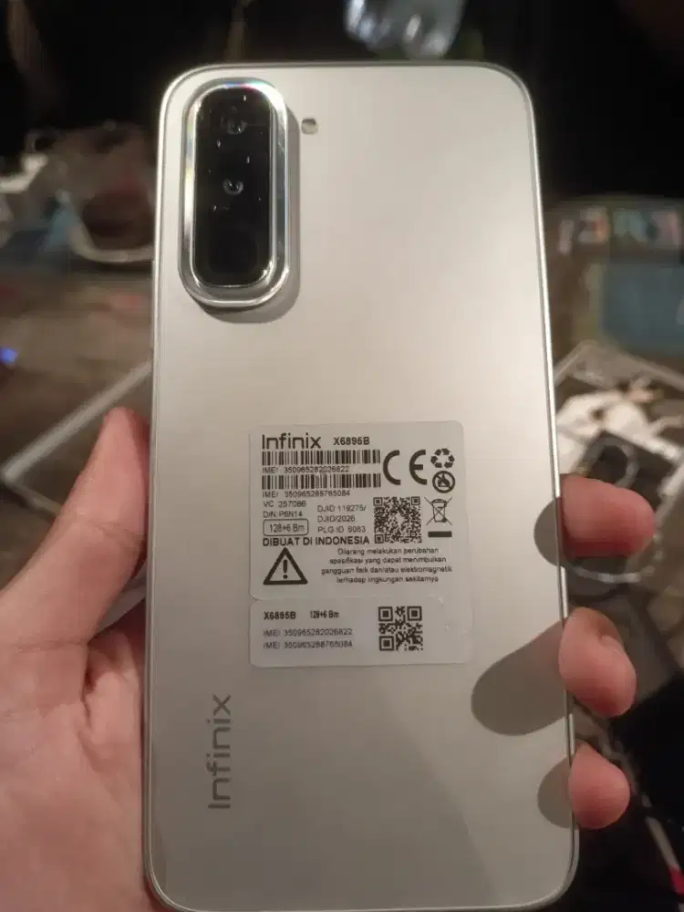 Infinix Hot 70 – Fullset – Mulus