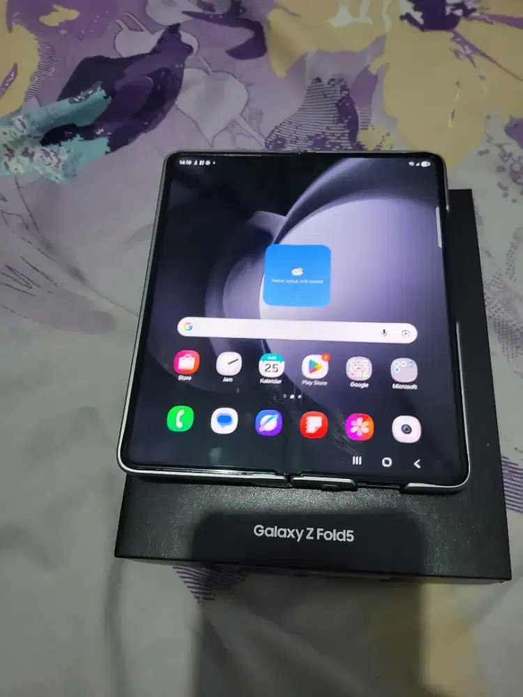 Samsung z fold 5