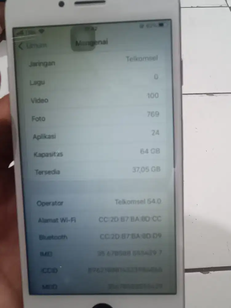 Jual iPhone 8 butuh cepat