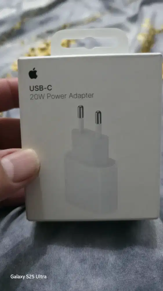 Dijual adapter ori ibox 20w baru 18 kali pakai msh garansi ibox