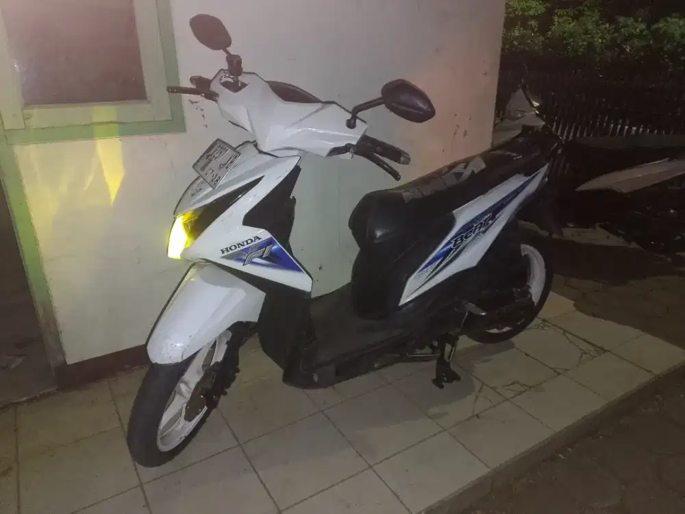 Jual beat 2013 ss lengkap STNK Faktur BPKB