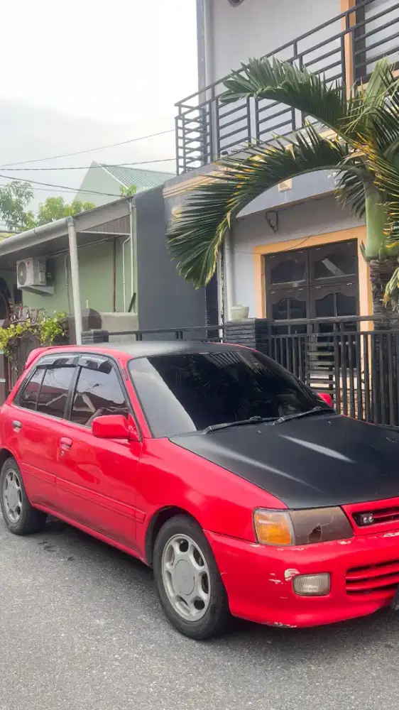 Toyota starlet tahun 96 dijual cepat (nego)