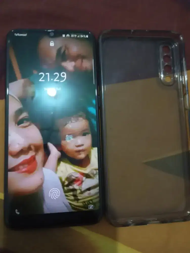 Samsung A50 4/64 HP only