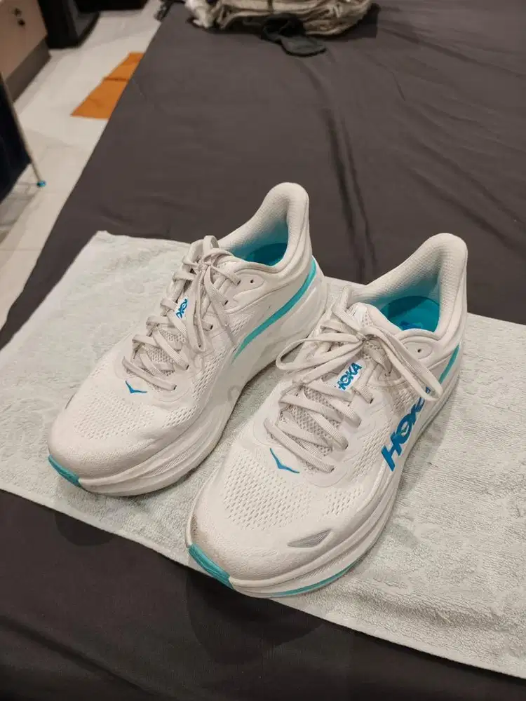 Jual Hoka Bondi 9
