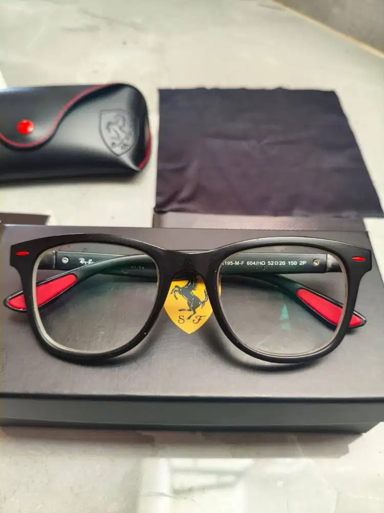 Kacamata Minus 2.5 Photocromic Berubah warna Ferrari Original Kacamata