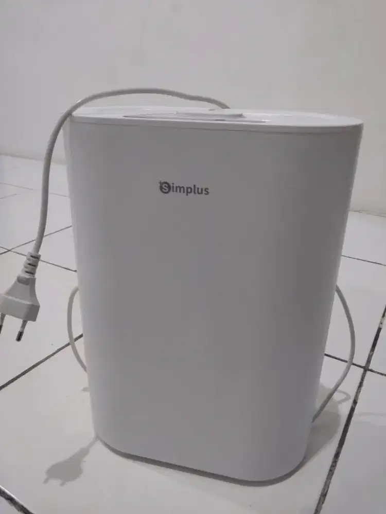 Simplus dehumidifier 2,5L