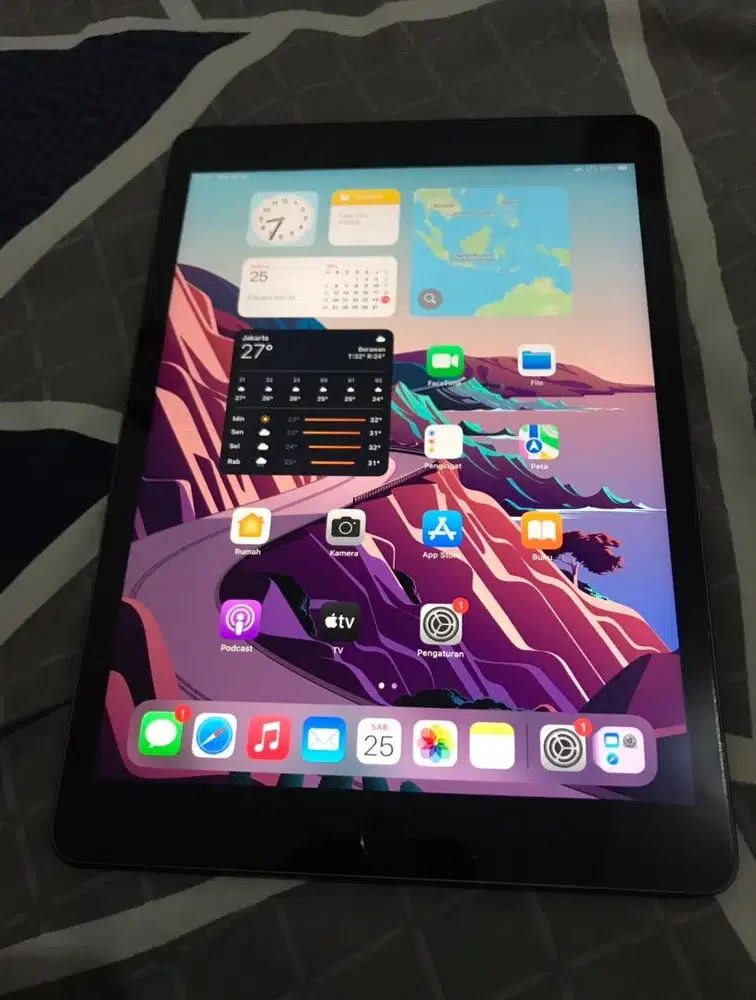 iPad Generasi 9 64GB Space Gray Wifi + Cellular