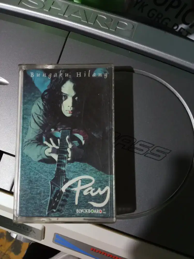 Kaset pita solo pay slank