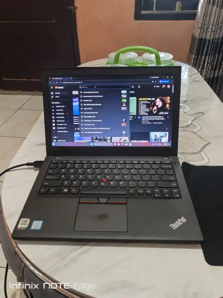 Laptop lenovo x270